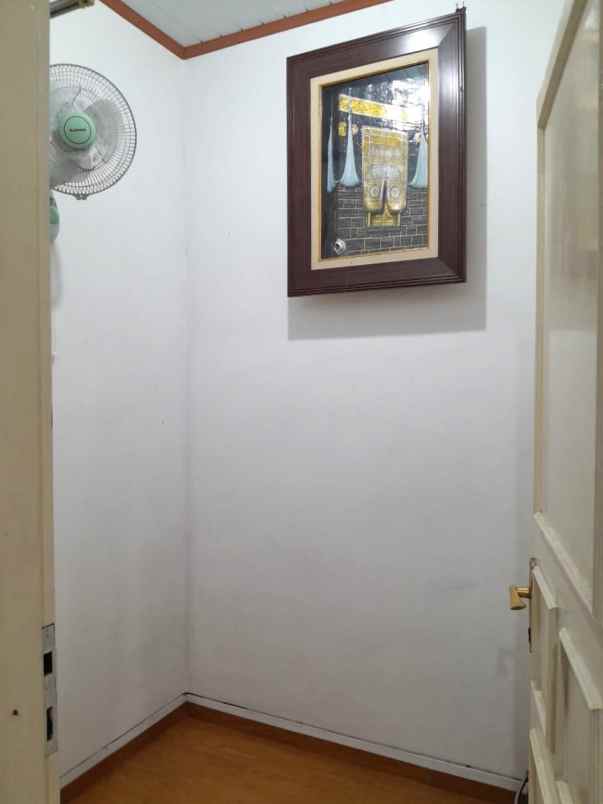 dijual rumah cluster boulevard hijau