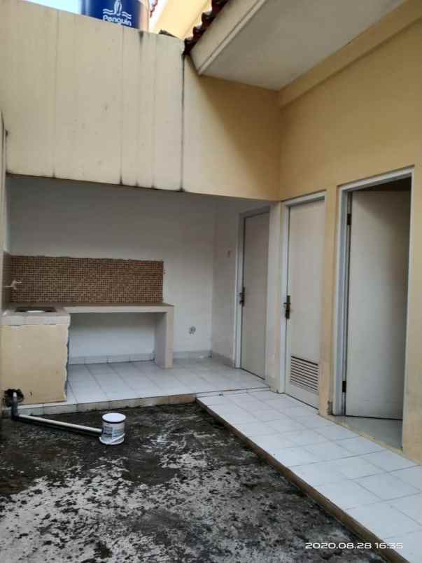dijual rumah cluster di harjamukti
