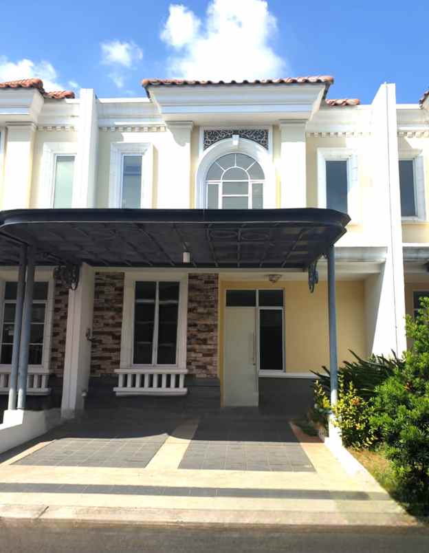 dijual rumah cluster la seine jgc