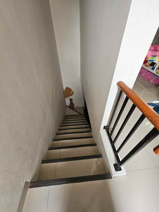 dijual rumah cluster lavesh harapan