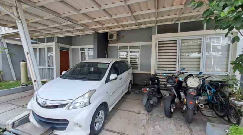 dijual rumah cluster paradise regency