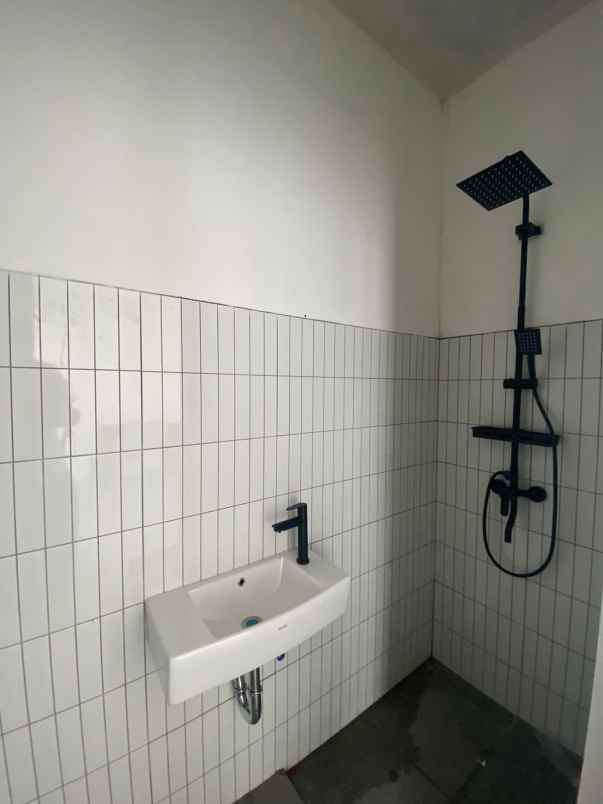 dijual rumah cluster sehati kompleks