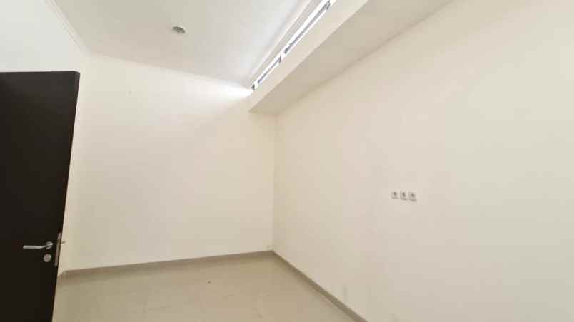 dijual rumah cluster shinano jgc