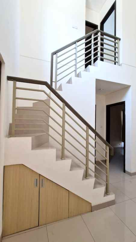 dijual rumah cluster shinano jgc