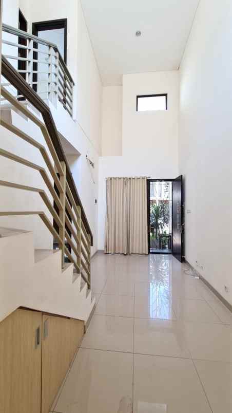 dijual rumah cluster shinano jgc