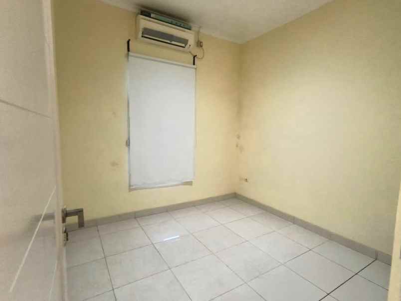 dijual rumah cluster teresta metland