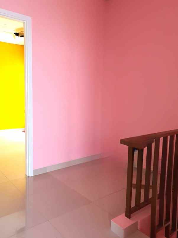 dijual rumah cluster yarra jgc jakarta