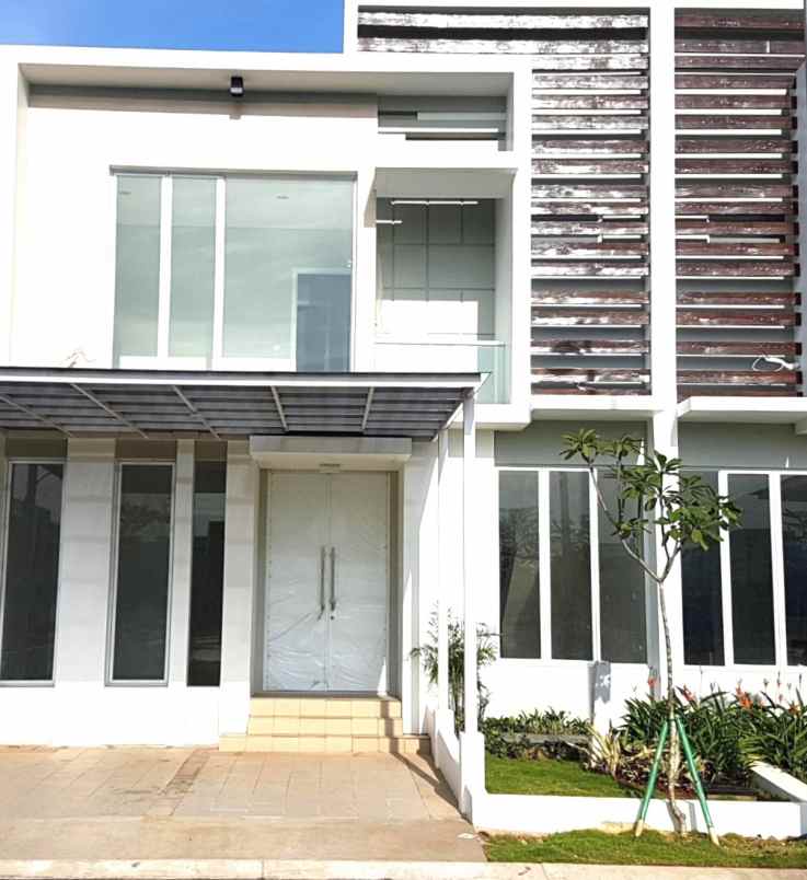 dijual rumah cluster yarra jgc jakarta