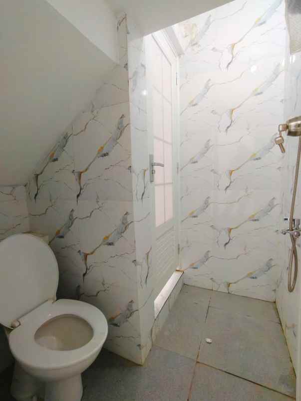 dijual rumah condet jakarta timur