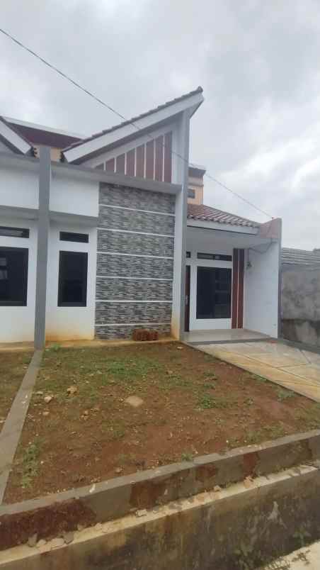 dijual rumah dekat sdn cibening 2 kode