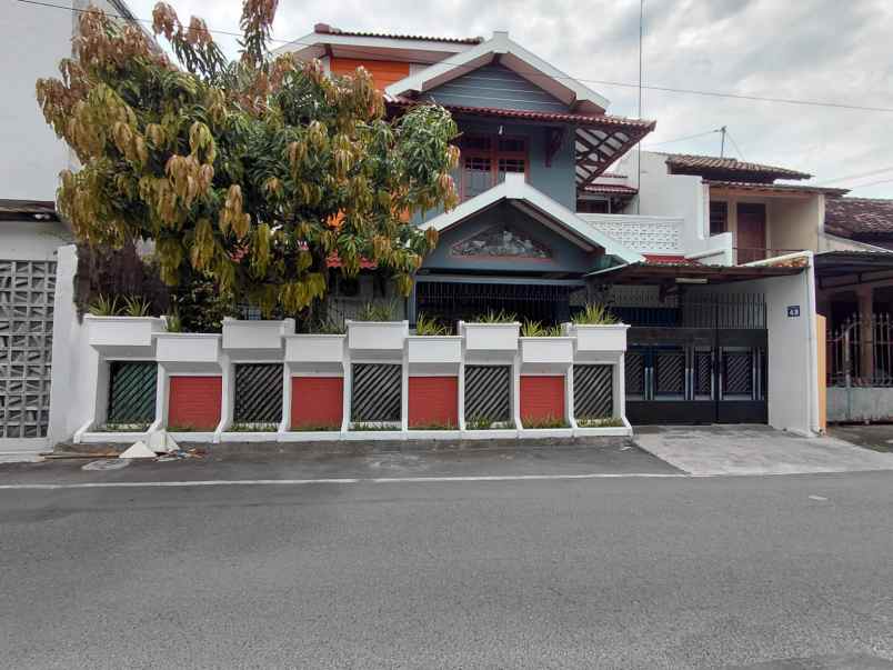 dijual rumah di karangasem solo
