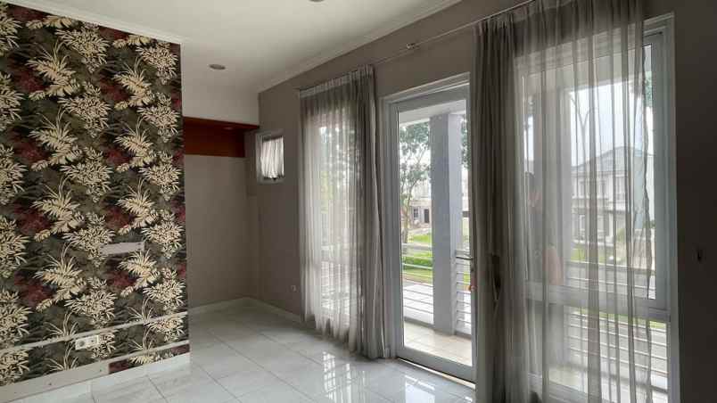 dijual rumah di kota wisata boulevard cibubur bogor