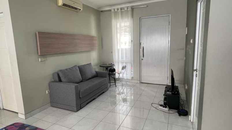 dijual rumah di kota wisata boulevard cibubur bogor
