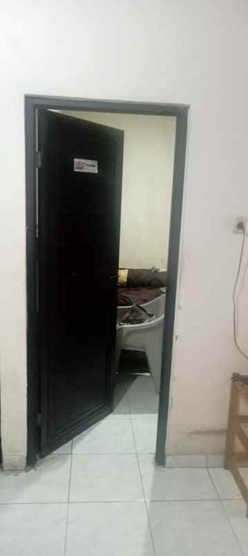 dijual rumah di perumahan poris indah