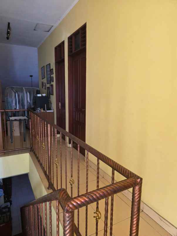 dijual rumah di pondok ranji ciputat timur