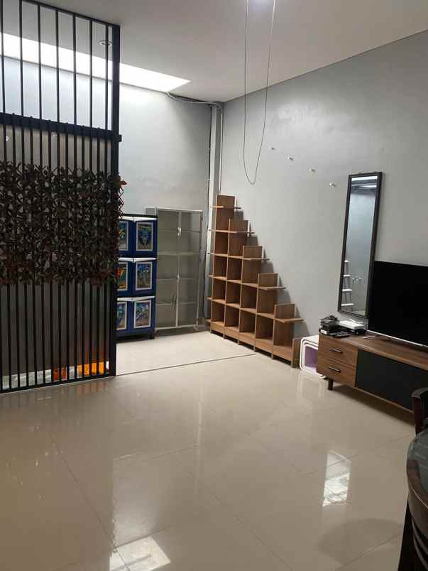 dijual rumah dukuh bima grand wisata bekasi