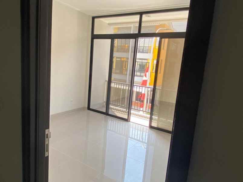 dijual rumah gading soho sedayu city