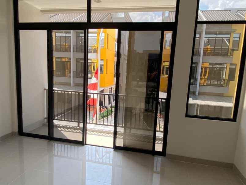 dijual rumah gading soho sedayu city