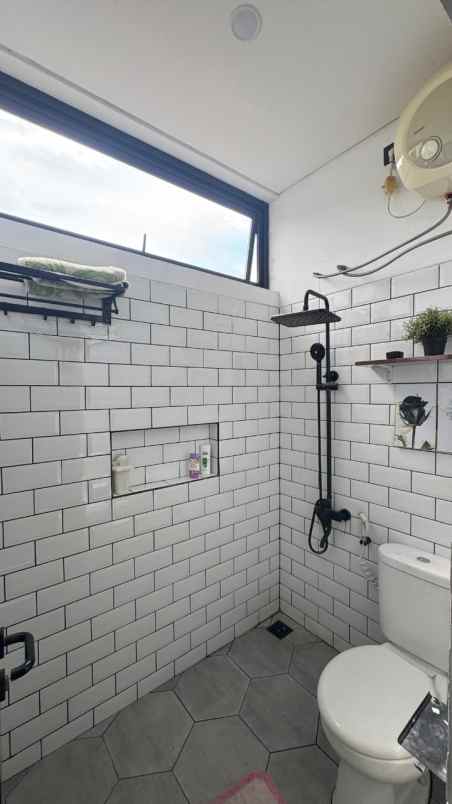 dijual rumah gegerkalong permai