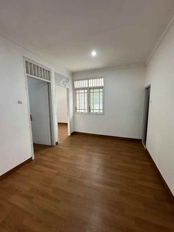 dijual rumah giriloka 1 bsd tangsel