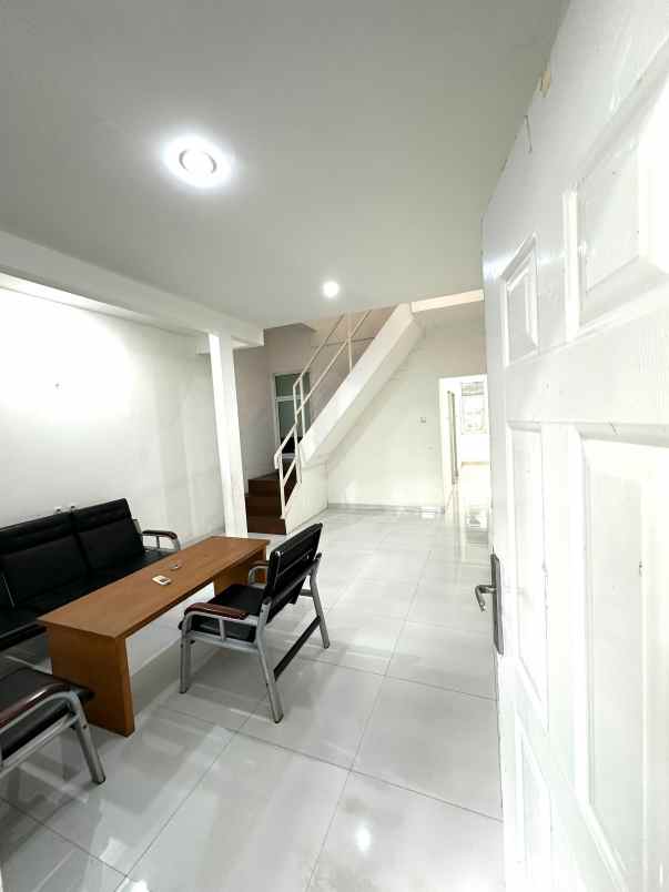 dijual rumah giriloka 1 bsd tangsel