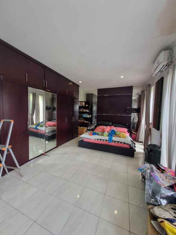 dijual rumah grand orchard kelapa gading