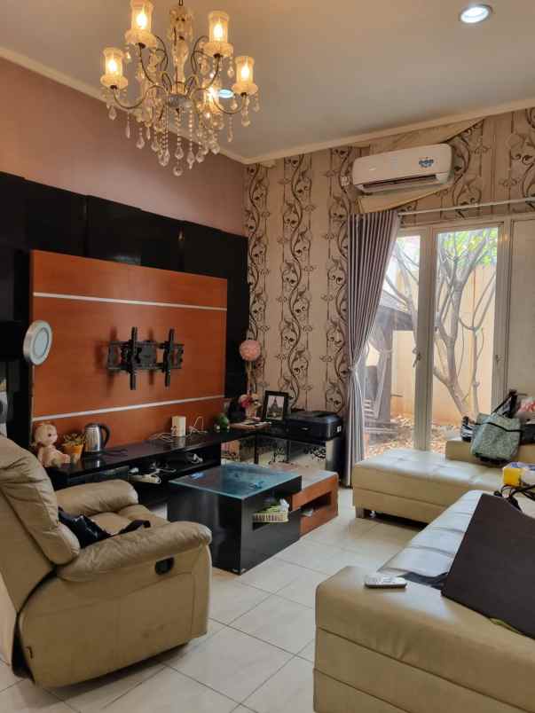 dijual rumah grand orchard kelapa gading