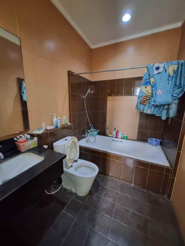 dijual rumah grand orchard kelapa gading