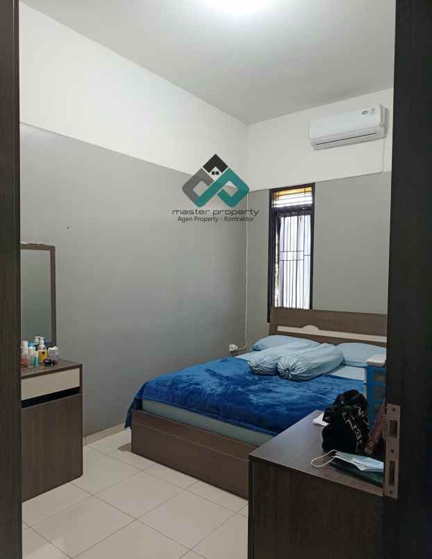 dijual rumah grand sharon residence