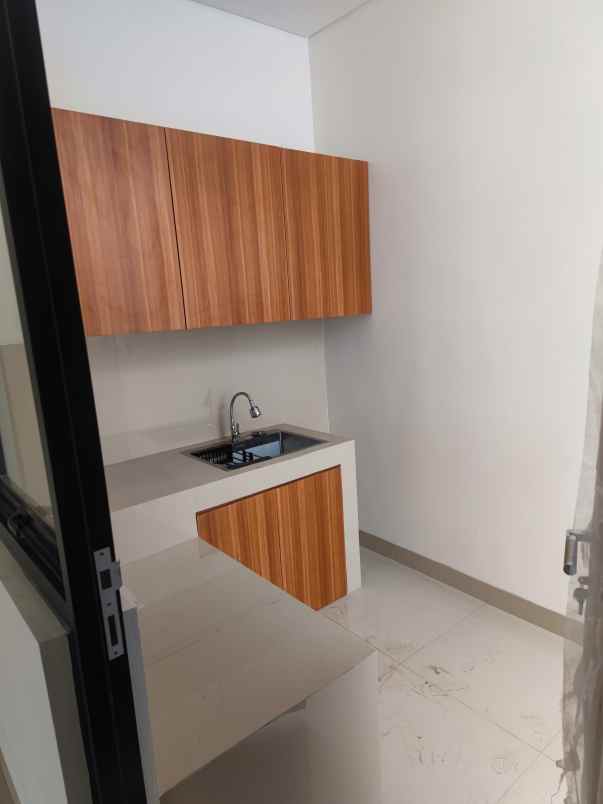 dijual rumah grand sharon residence