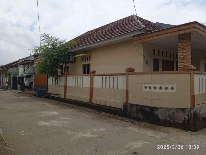 dijual rumah griya bunga asri bogor jawa barat