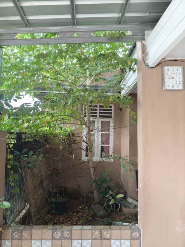 dijual rumah idaman lokasi strategis bebas banjir