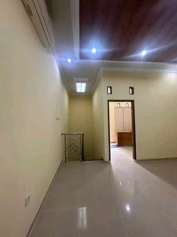 dijual rumah jagakarsa jakarta selatan