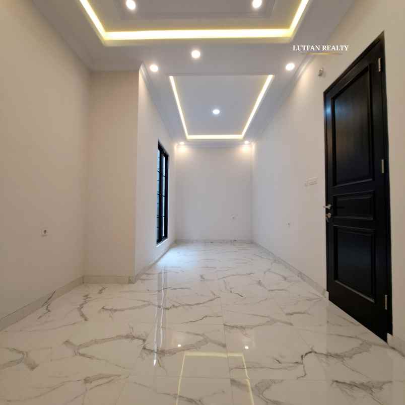 dijual rumah jagakarsa raya