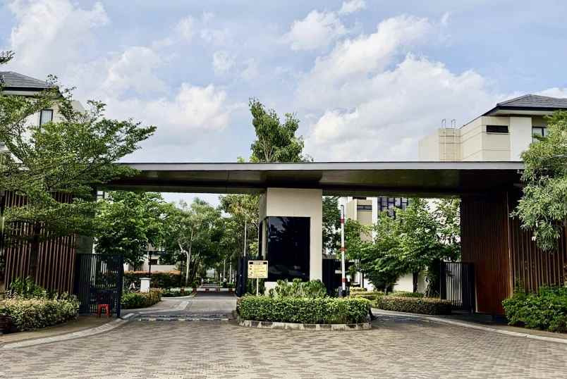 dijual rumah jakarta garden city