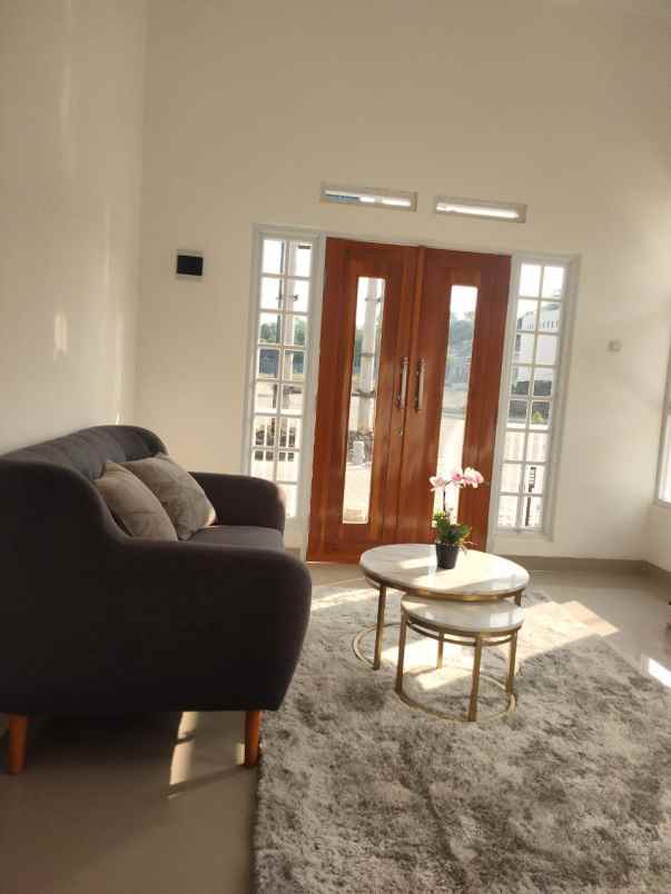 dijual rumah jalan alternatif kota