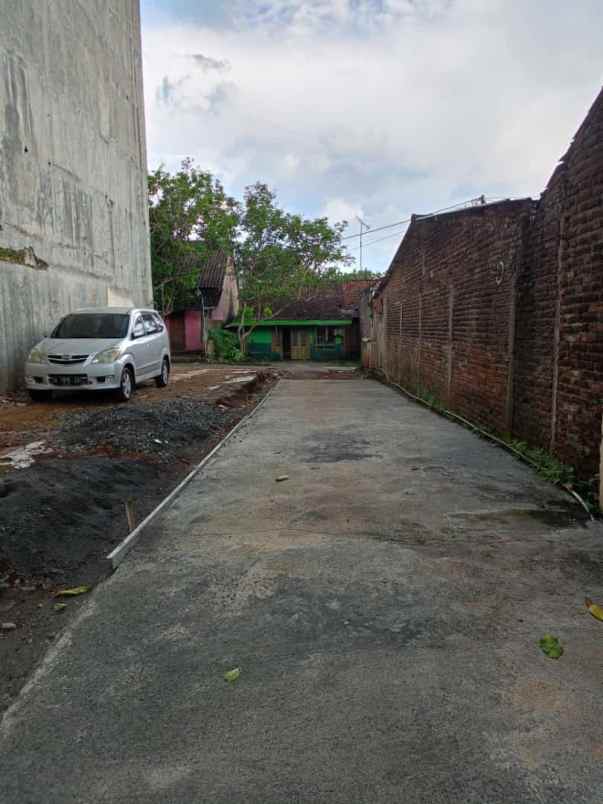 dijual rumah jalan anyar duwet wates