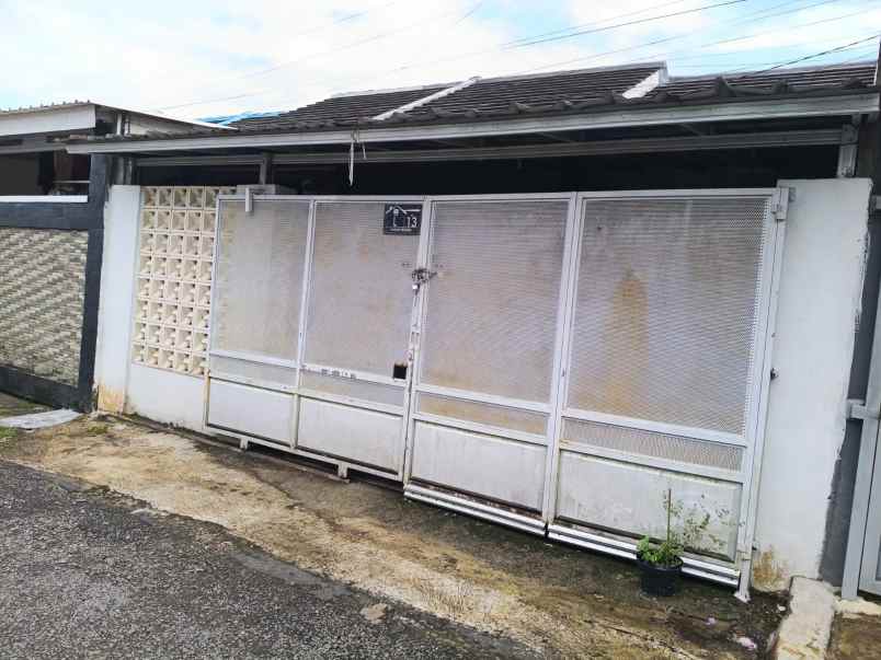 dijual rumah jalan garuda