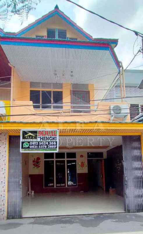 dijual rumah jalan hijas gg suez indah kota pontianak