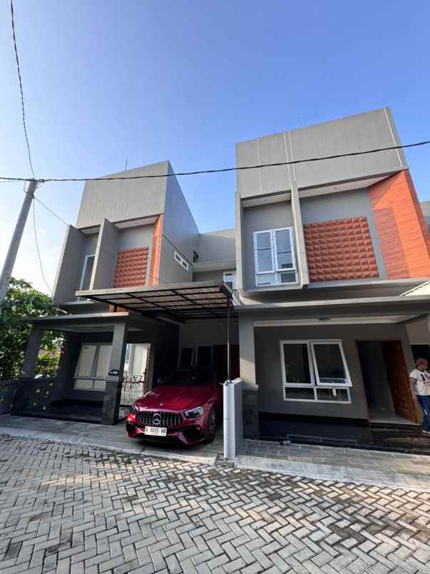dijual rumah jalan limo raya