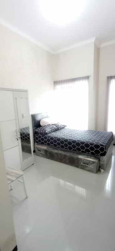 dijual rumah jalan mojorejo batu