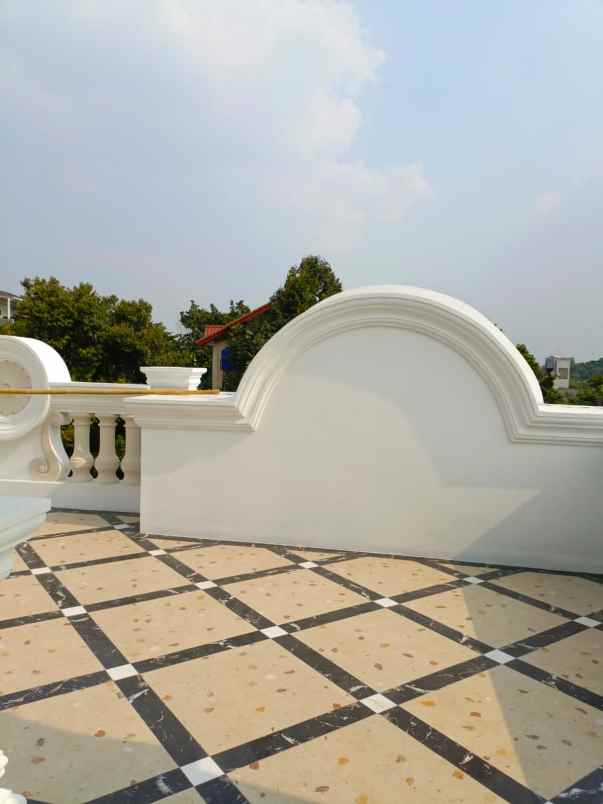 dijual rumah jalan raya jagakarsa