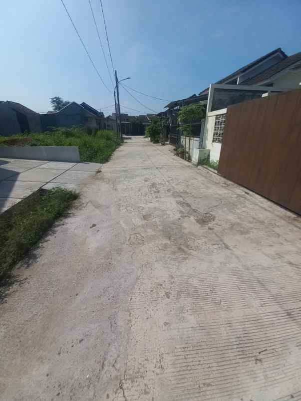dijual rumah jalan raya kalimurni cilebut