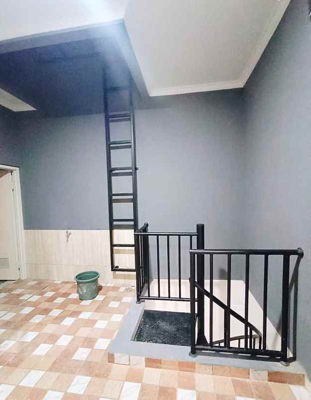 dijual rumah jalan raya kejaksaan joglo