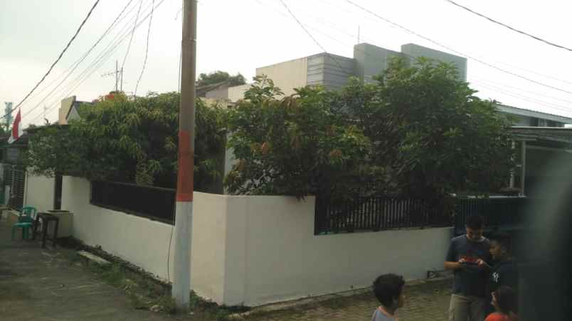 dijual rumah jalan raya narogong