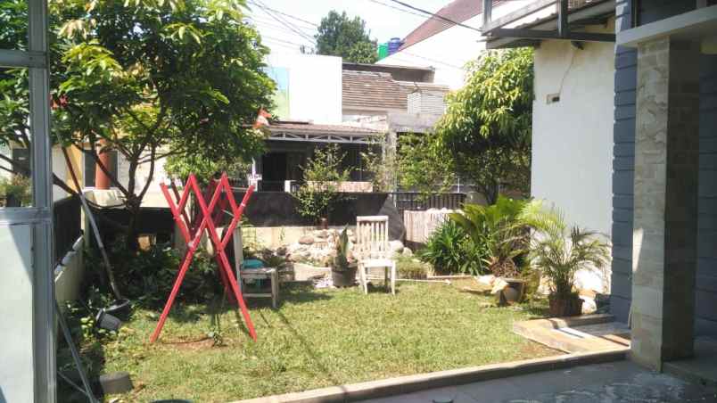 dijual rumah jalan raya narogong