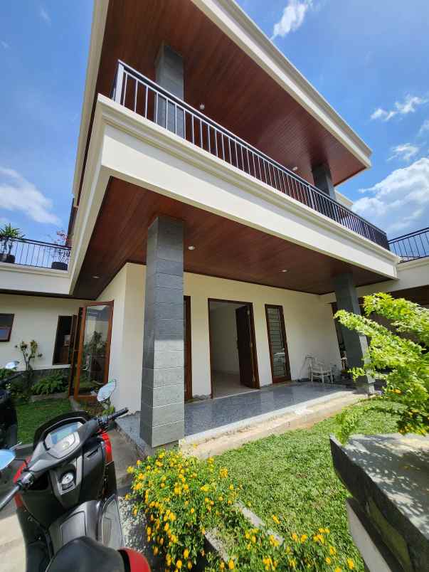 dijual rumah jalan raya pejaten jakarta