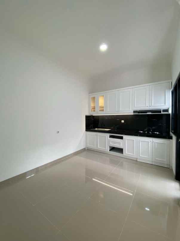 dijual rumah jalan sekarsari tlogowaru