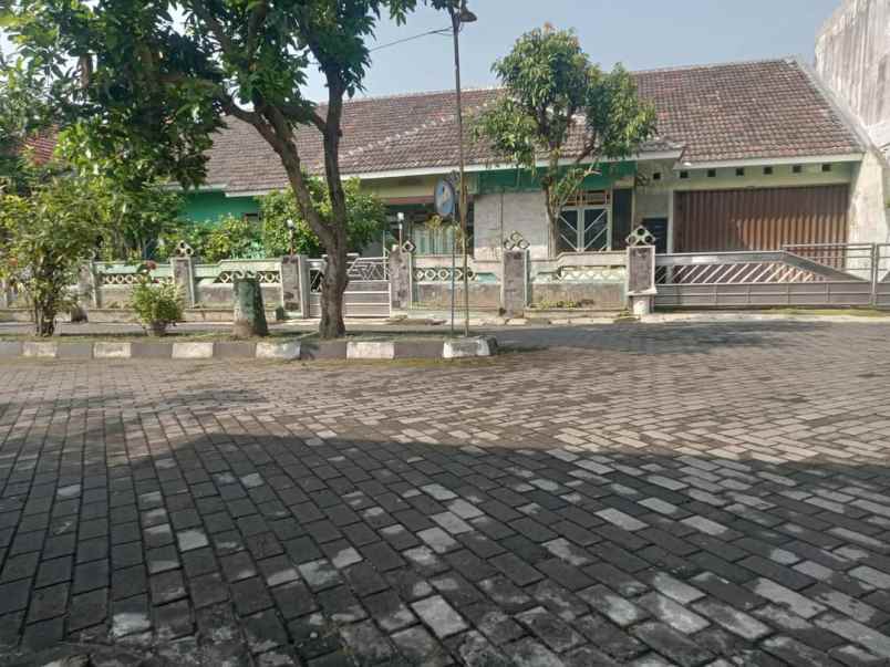 dijual rumah jalan solo km 10 juwangen