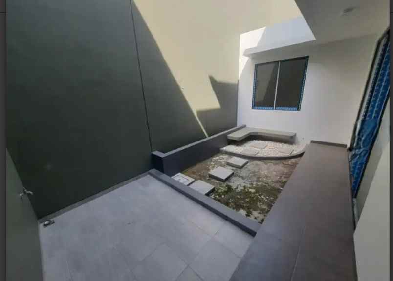 dijual rumah jalan woodland citraland